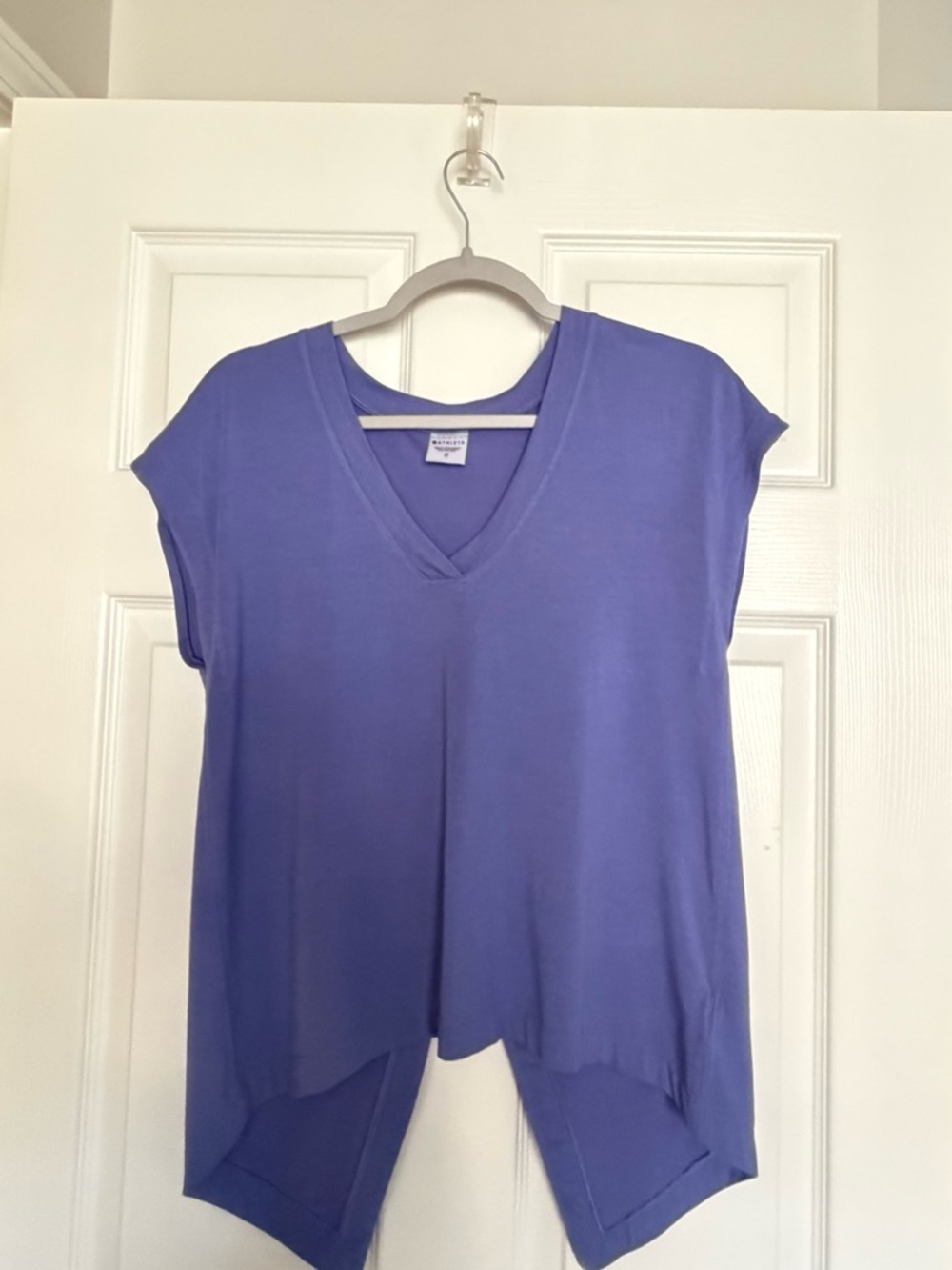 Athleta Lavender V-Neck Short Sleeve Tee